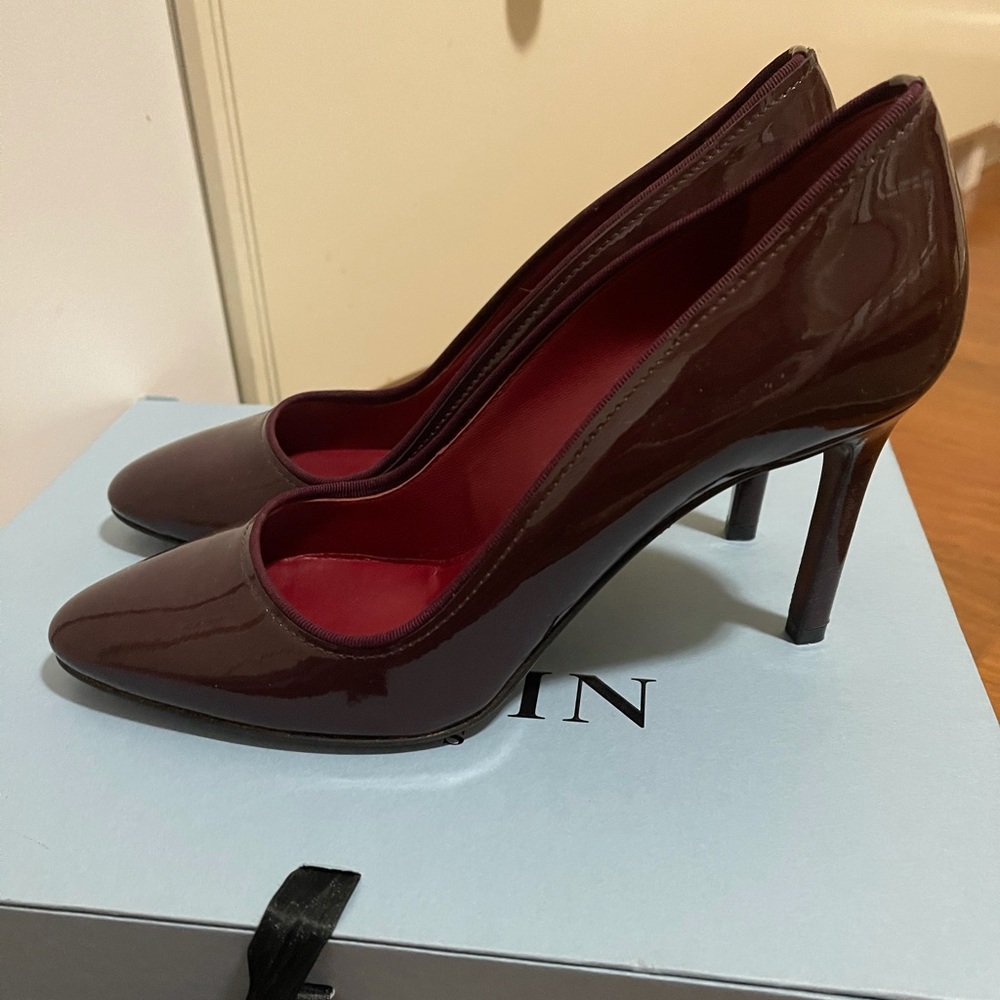 Never Worn Lanvin Pumps